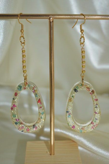 Boucles d'oreilles pendantes dorées